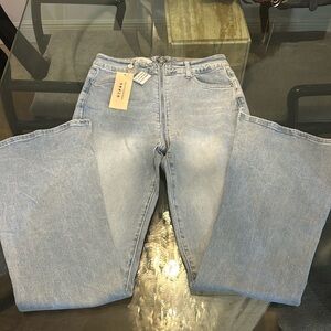 Oh Polly jeans bell bottoms flares zipper detail